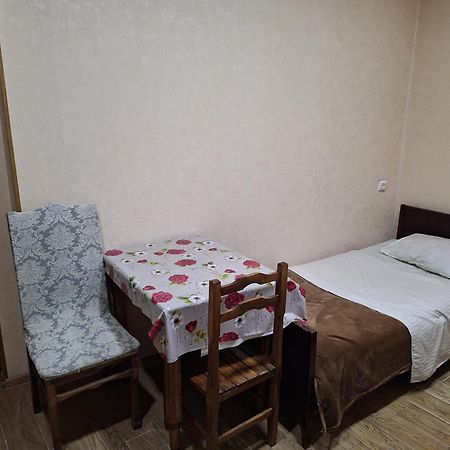 Guest House 15A Кутаиси Экстерьер фото