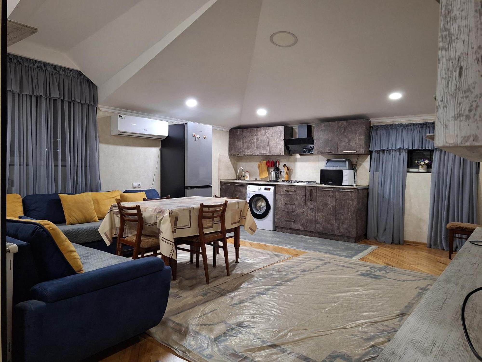 Guest House 15A Кутаиси Экстерьер фото