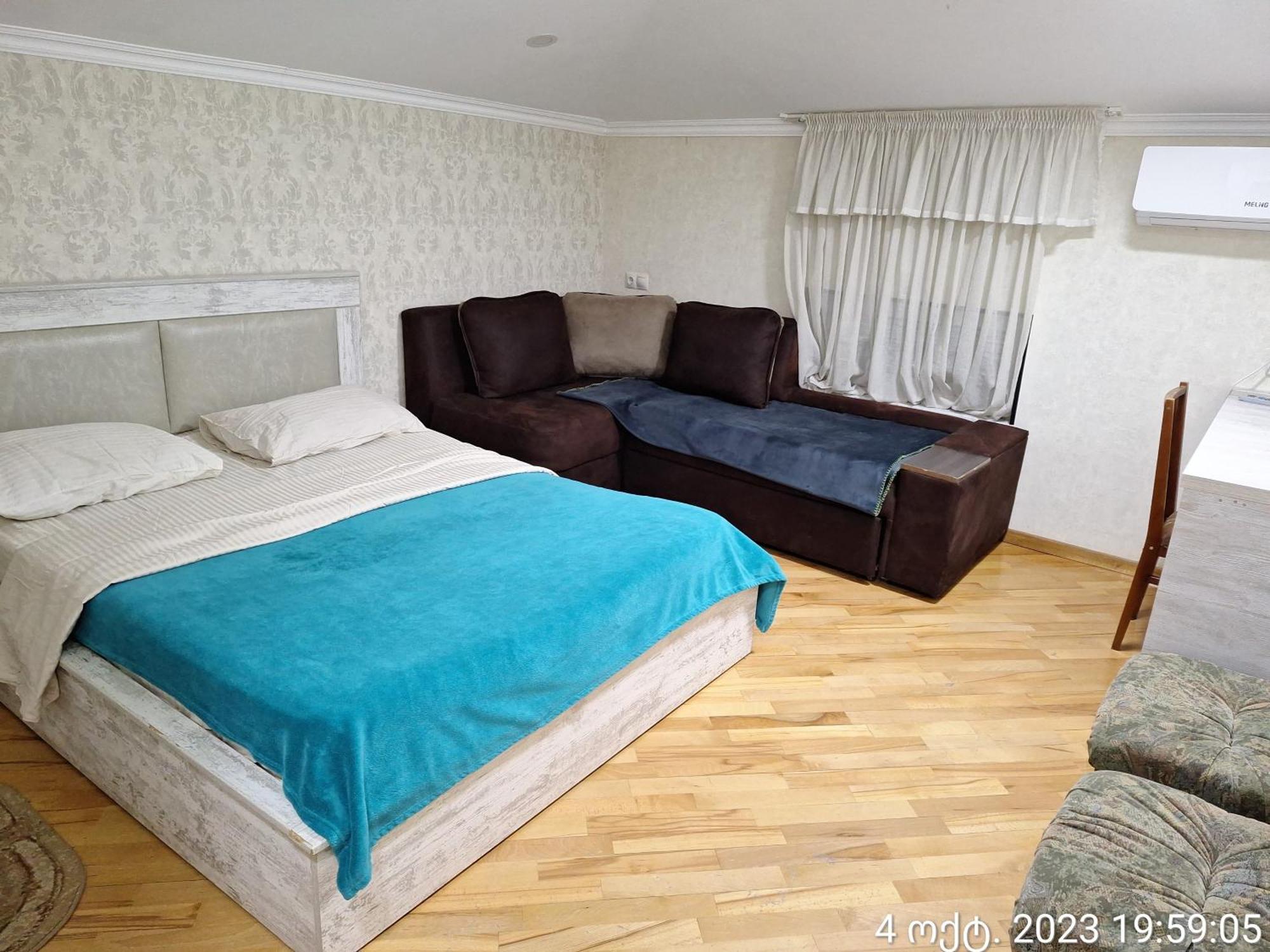 Guest House 15A Кутаиси Экстерьер фото
